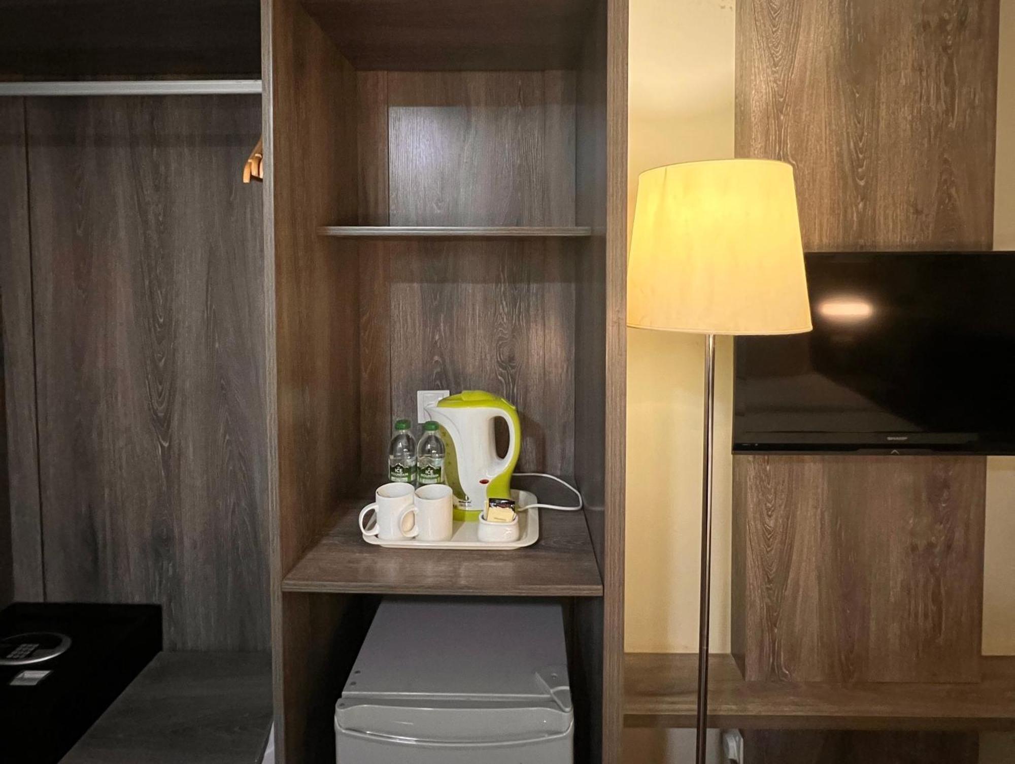 מירי Ajang Hotel מראה חיצוני תמונה