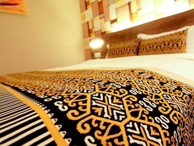 מירי Ajang Hotel מראה חיצוני תמונה